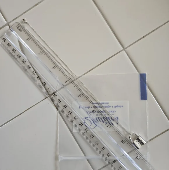 Pristine Authentic Tiffany & Co. Padlock Charm Pendant Necklace - Picture 13 of 13